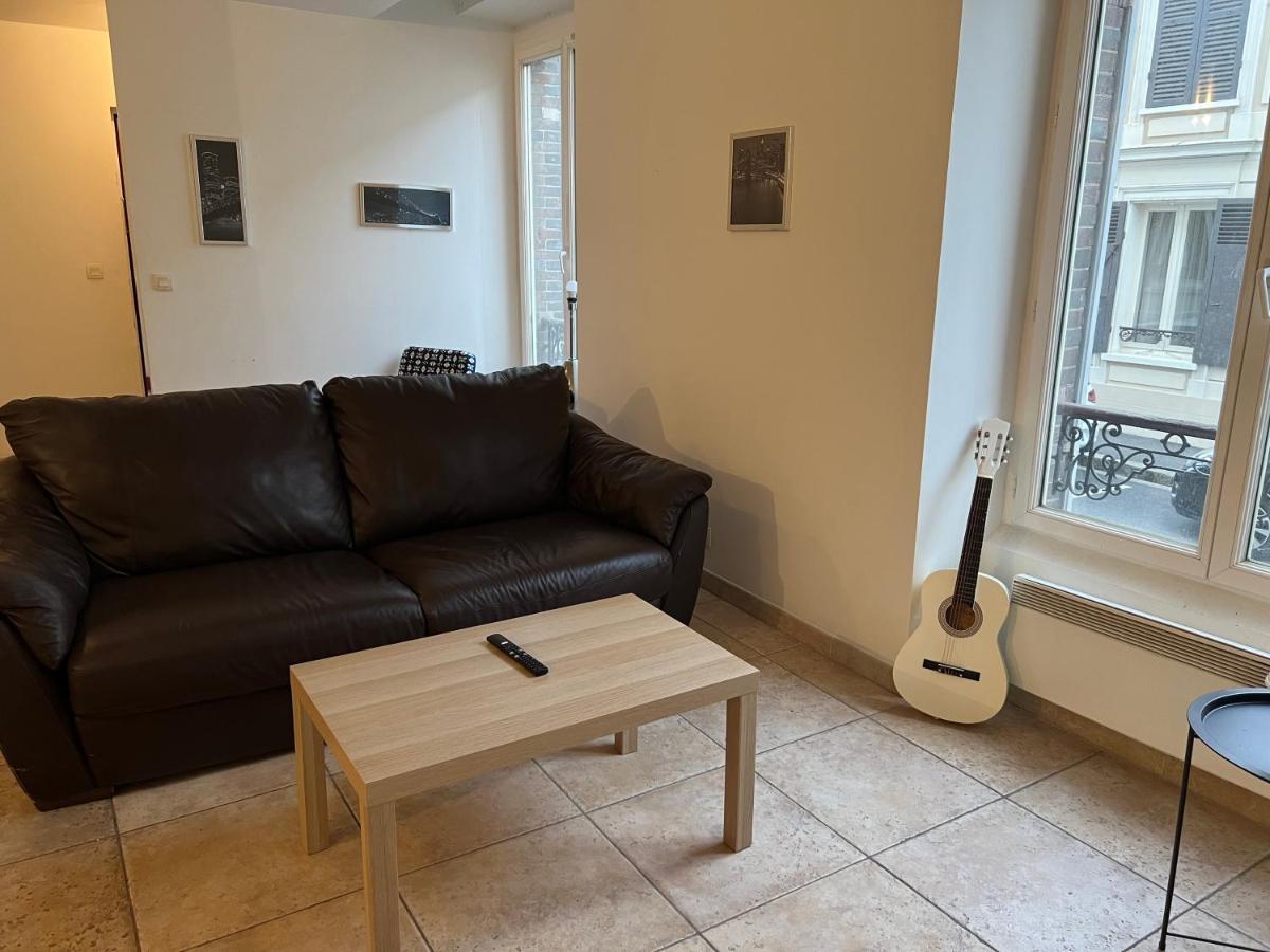 Ferienwohnung Le Relais De Saint Loup 1 A 66 Personnes Montereau-faut-Yonne Exterior foto